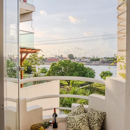 Apt-casa Marina Cruz Bay View-10 Mins Walk Oldtown Apartment *